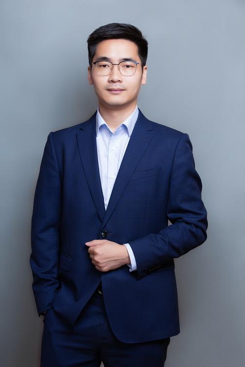 罗永春 包装与印刷设计负责人